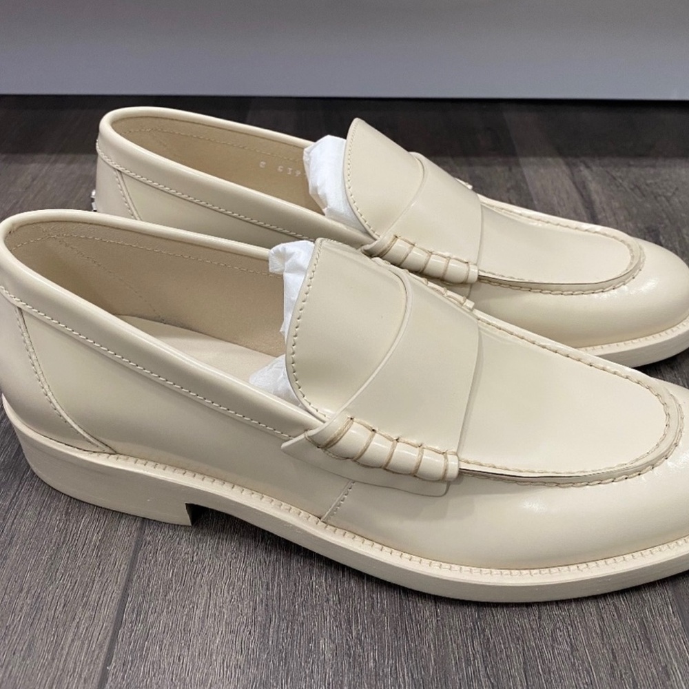 2023 Chanel Loafers Ivory, Brand New